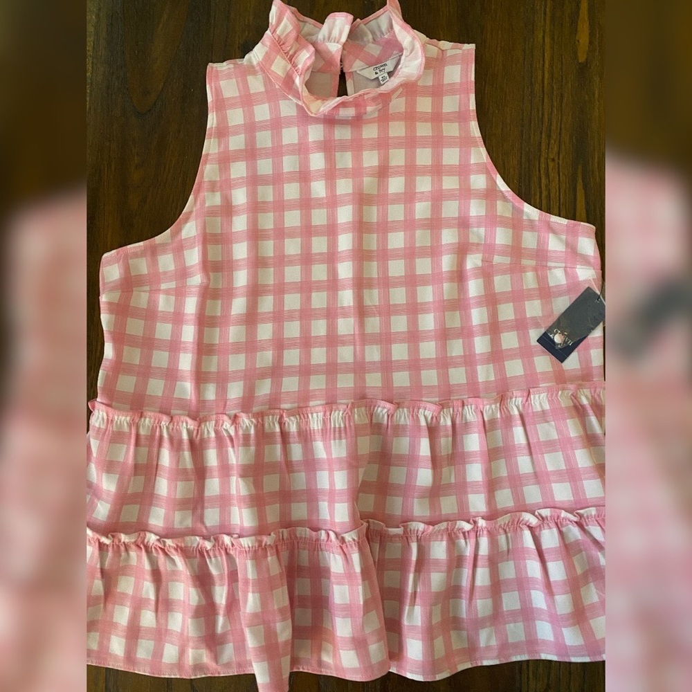 NWT Crown and Ivy Tank